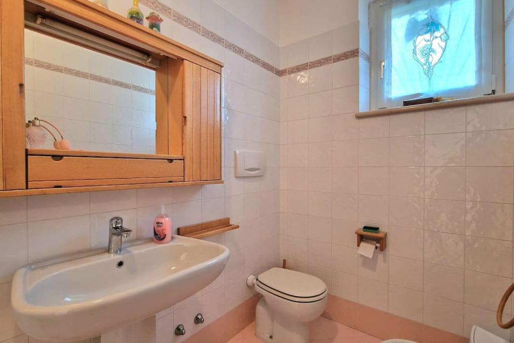 Ca' Degli Ulivi Apartment Caprino Veronese Bagian luar foto