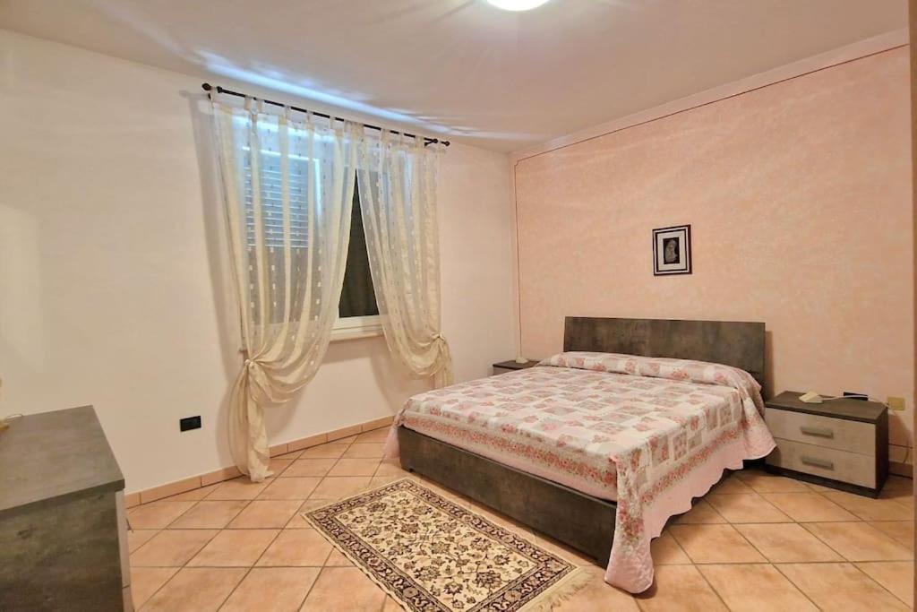 Ca' Degli Ulivi Apartment Caprino Veronese Bagian luar foto